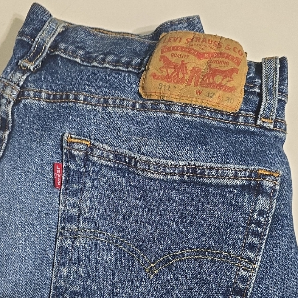 Levi's 511 Jeans Men's Classic Blue Straight-Leg Jeans - Picture 3 of 14